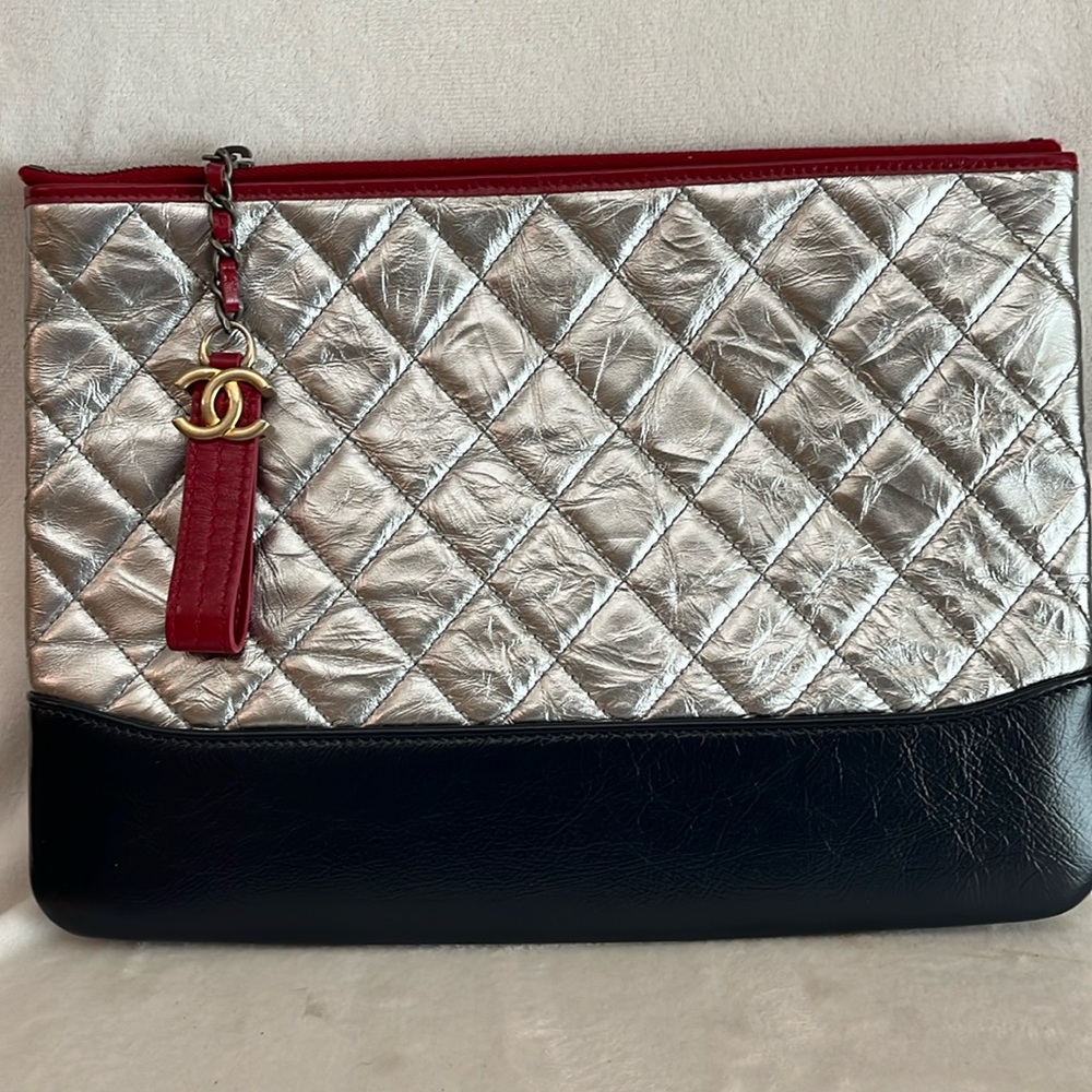Very good condition Chanel Multicolor Clutch bag